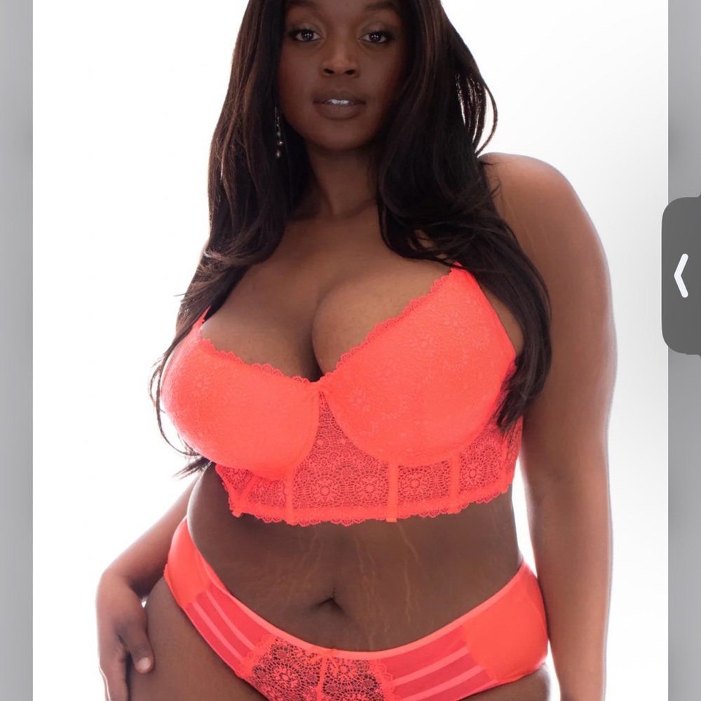 Lace Bralette - Vibrant  Coral. NWOT